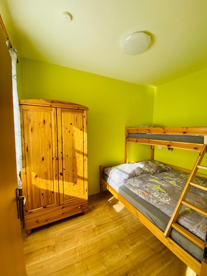 Apartman Pod Bozim Darem ยาคีมอฟ ภายนอก รูปภาพ